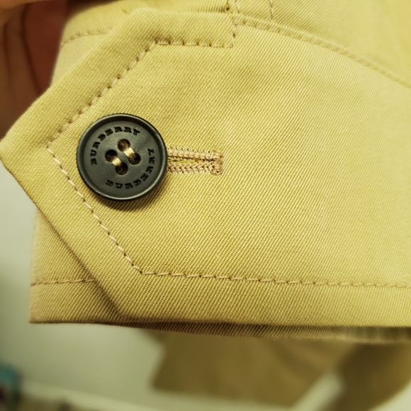 Burberry Layered Bomber & Trench Twofer Ja… - Picture 12 of 14